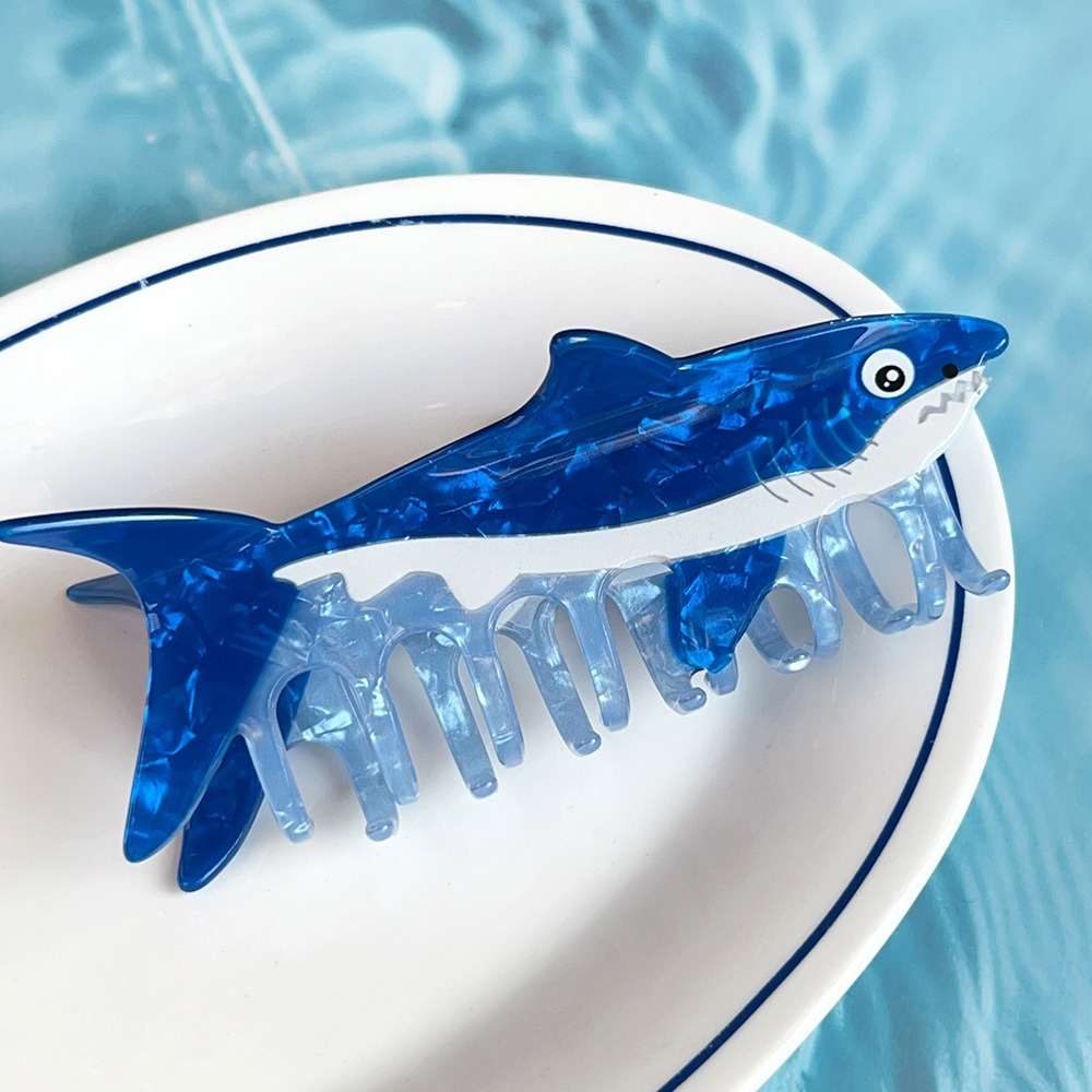 Korean Lifestyle & Kids Boutique Photos - Hairpin Ocean Animal Hair Claw Goldfish